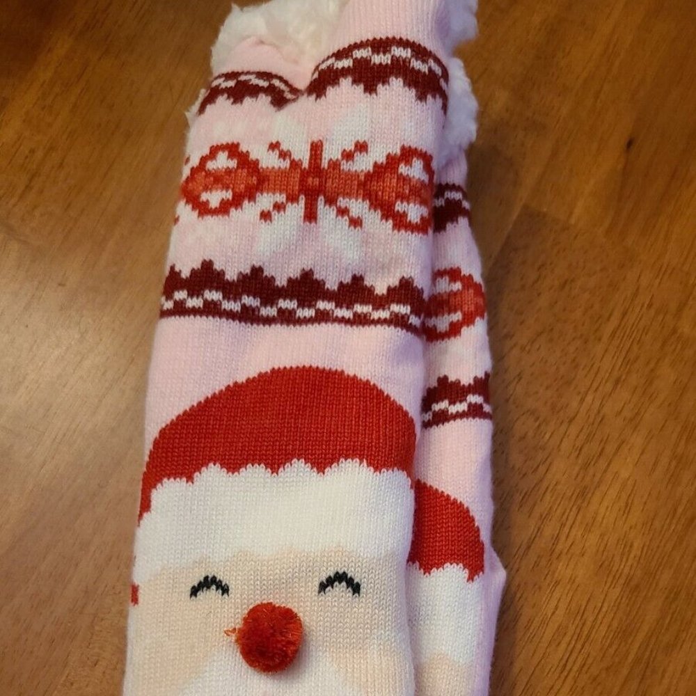 FUZZY BABBA WOMEN'S Santa PLUSH SLIPPER SOCKS Christmas Size 9-11- NWT D4